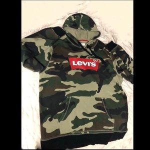 Levi’s Red Tag Camo Pullover Hooded Sweater